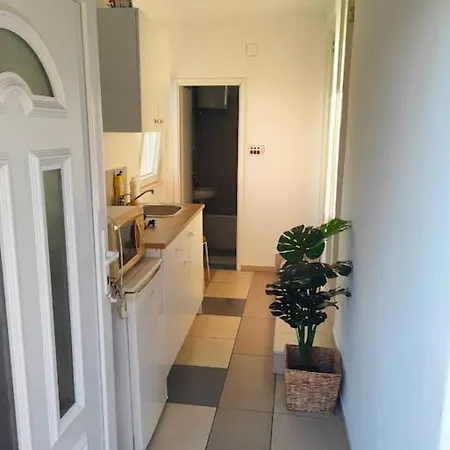House Apartments-studio *