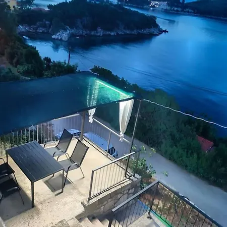 House Apartments-studio Apartment Sobra