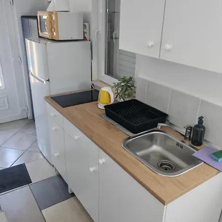 Apartment House Apartments-studio