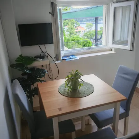House Apartments-studio Apartment *